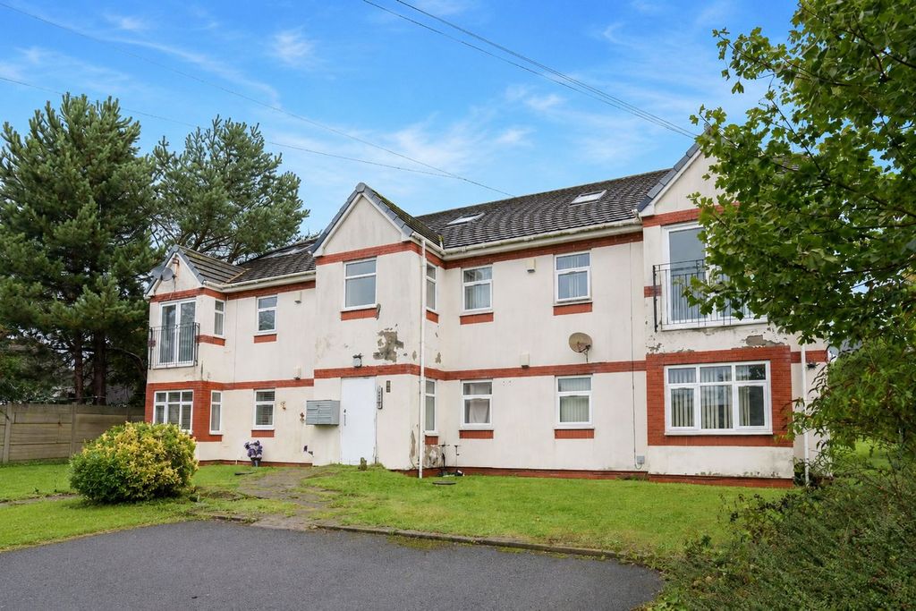 Property photo 1 of 12