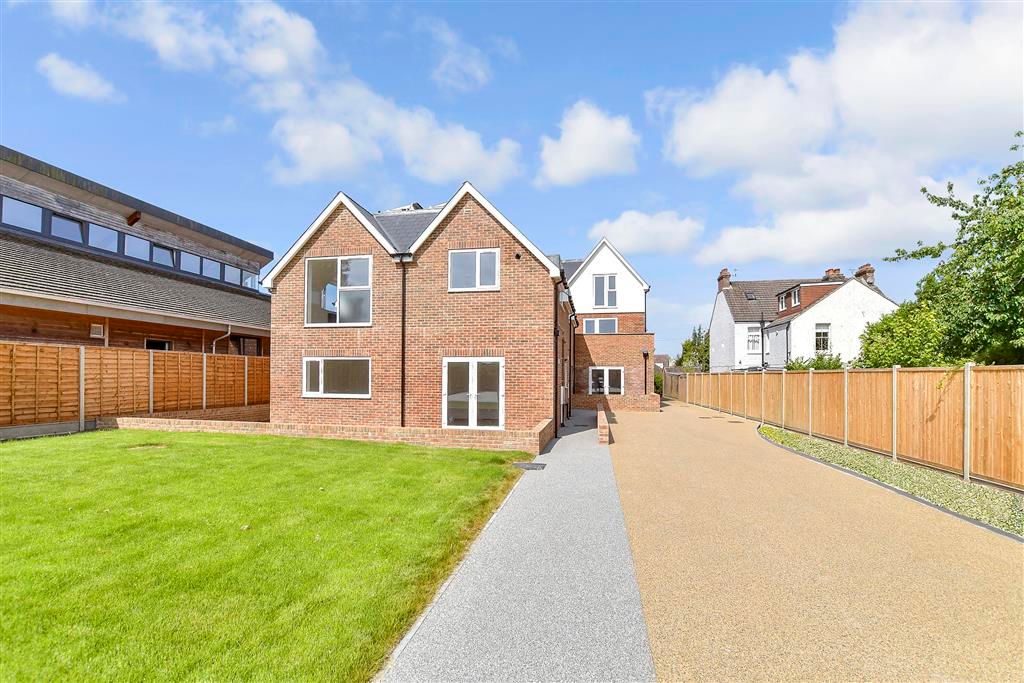 Property photo 1 of 7 Rear Elevation
