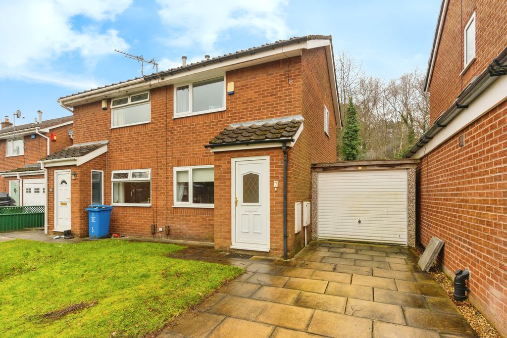 Property photo 1 of 17 Photography