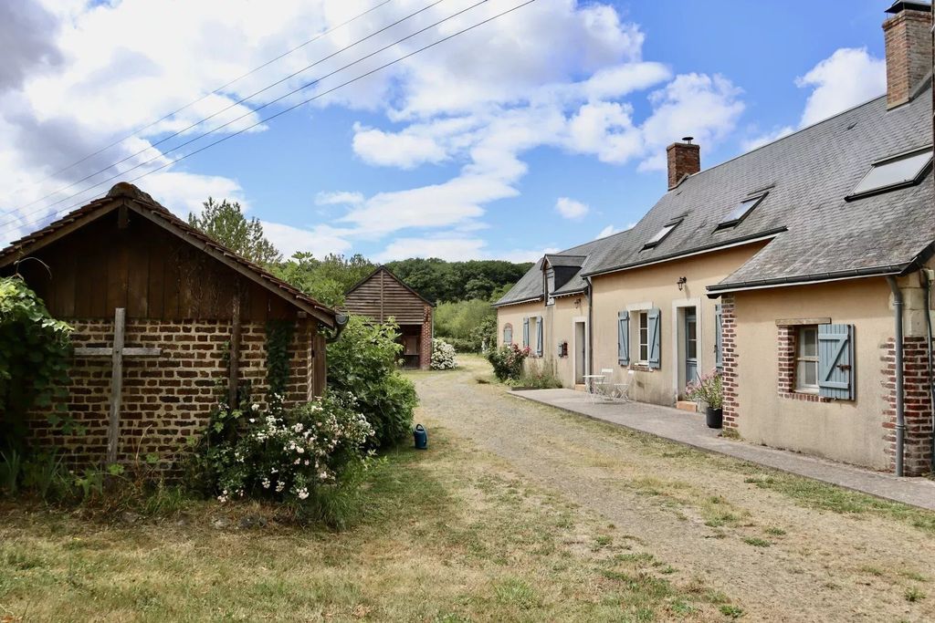 Property photo 1 of 19 Beautiful Farmhouse Of 140 m2, Fully Restored On More Than One Hectare Of Land