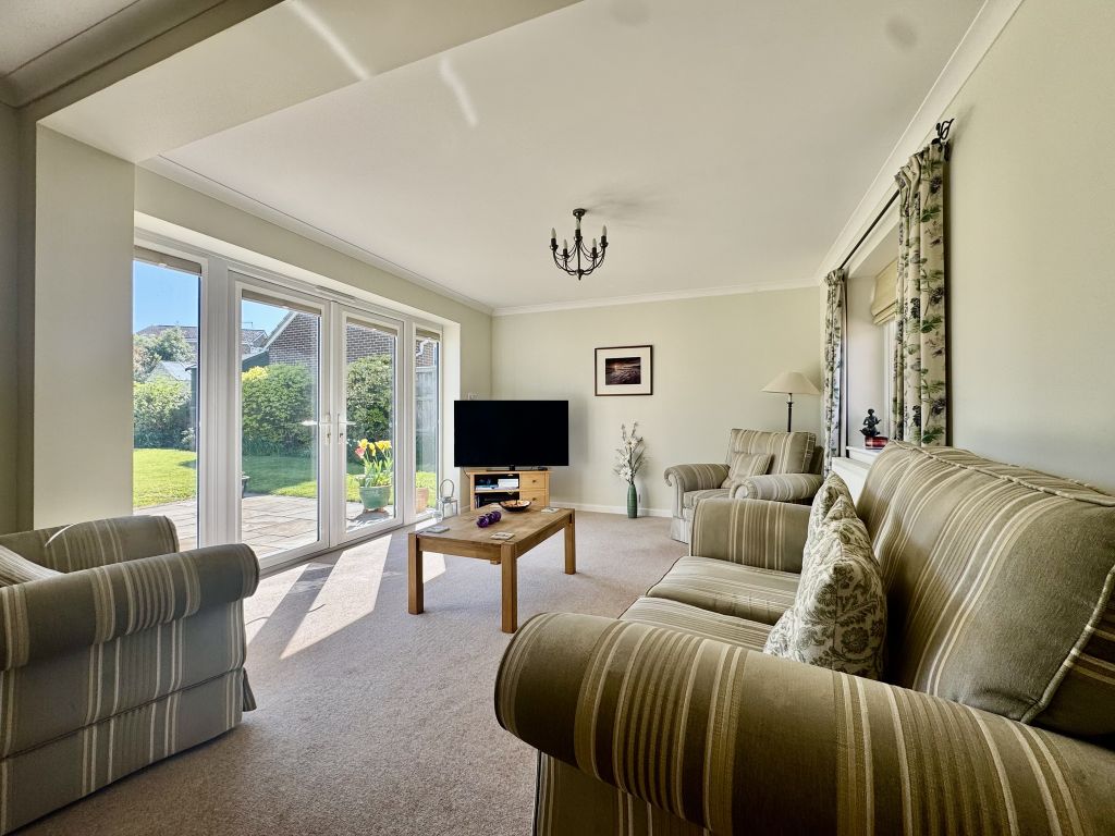 Property photo 2 of 30