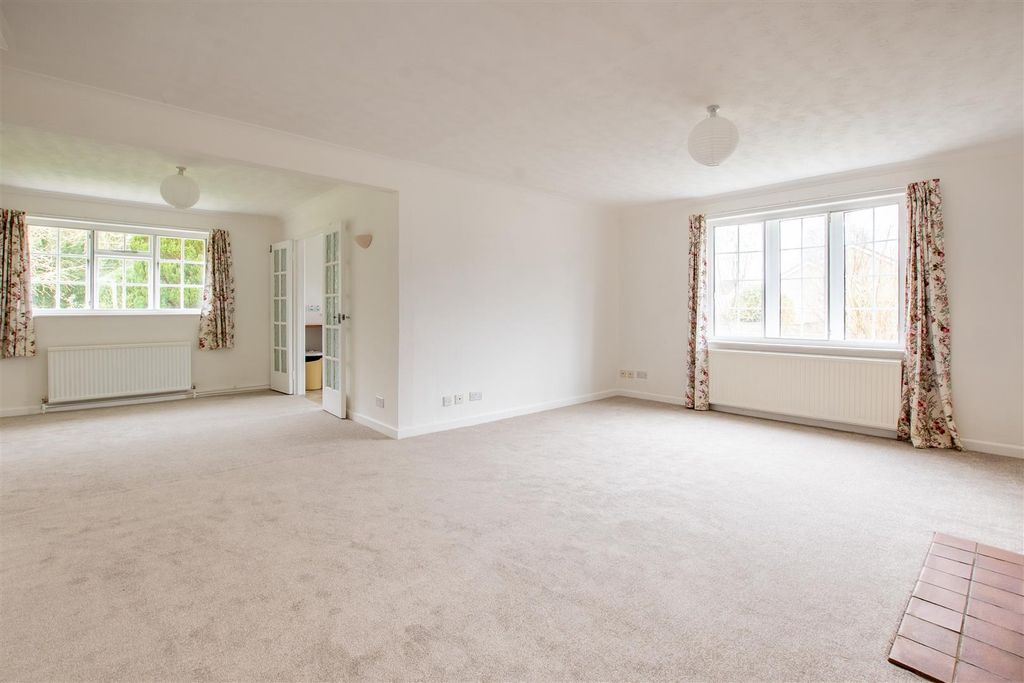 Property photo 2 of 26 Dsc_9822-Hdr.Jpg