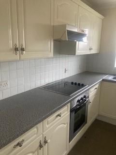 Property photo 2 of 7 Kitchen At 4 Newlands.Jpg