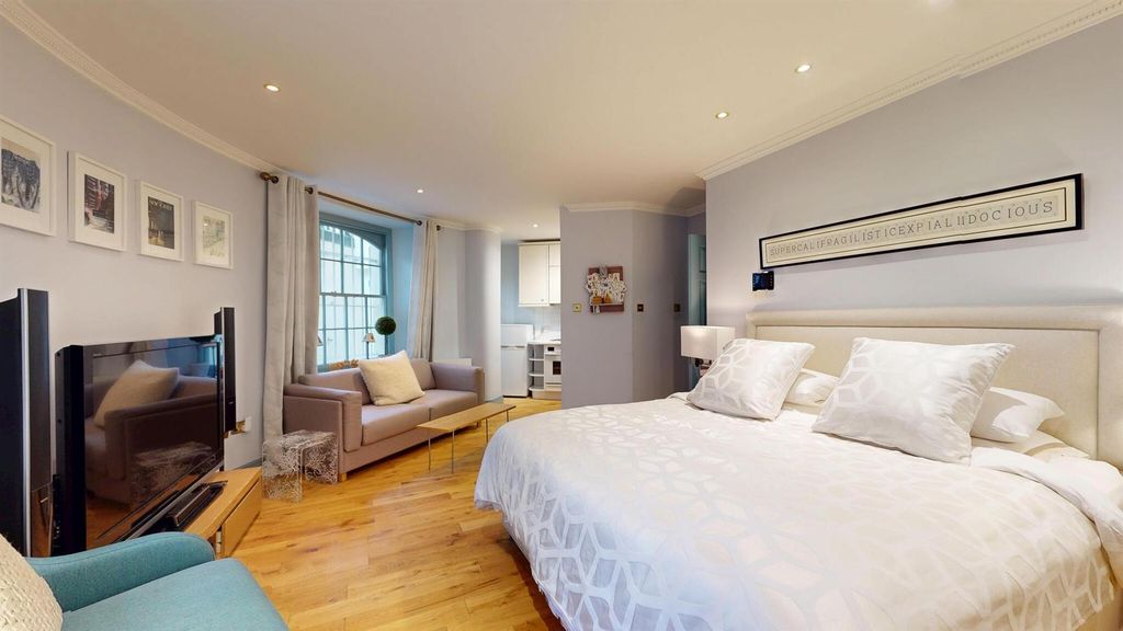 Property photo 2 of 9 6904Dd936c6F7547810Bb188_Dcbe242Ddcfa662E895548381