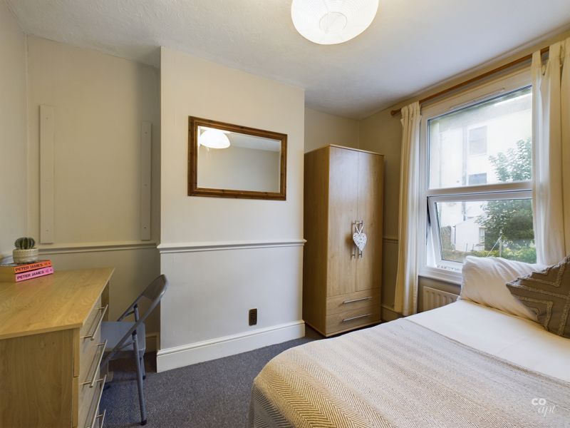 Property photo 2 of 8 Photo 11