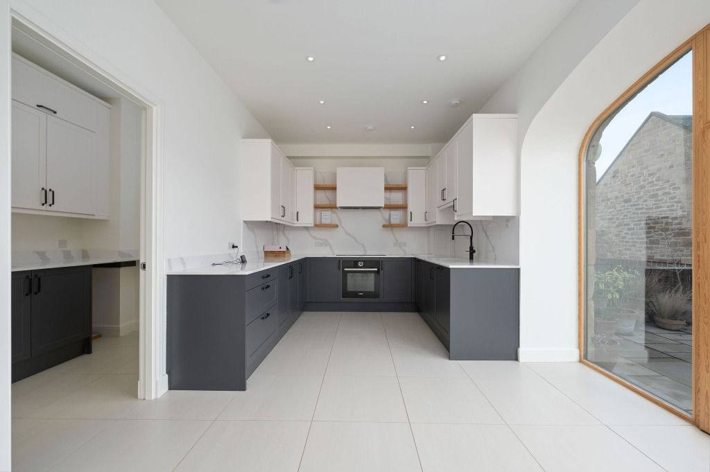 4 bed barn conversion to rentKippielaw Steading, Dalkeith EH22 photo 5