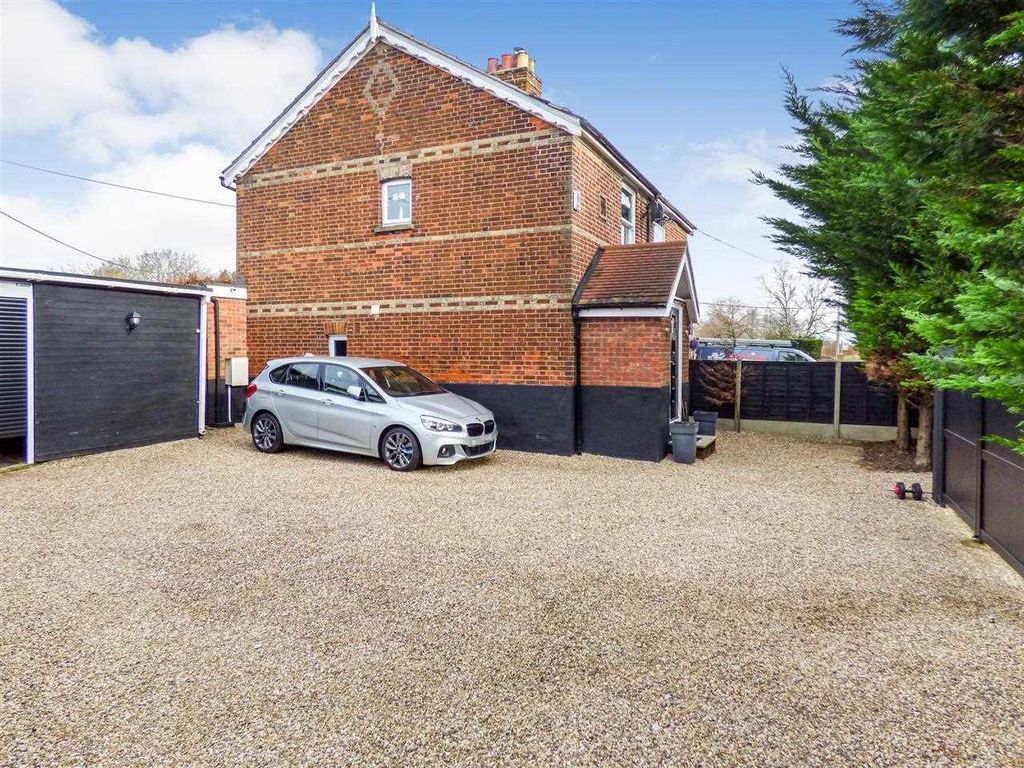 Property photo 1 of 20