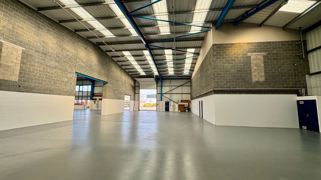 Property photo 3 of 7