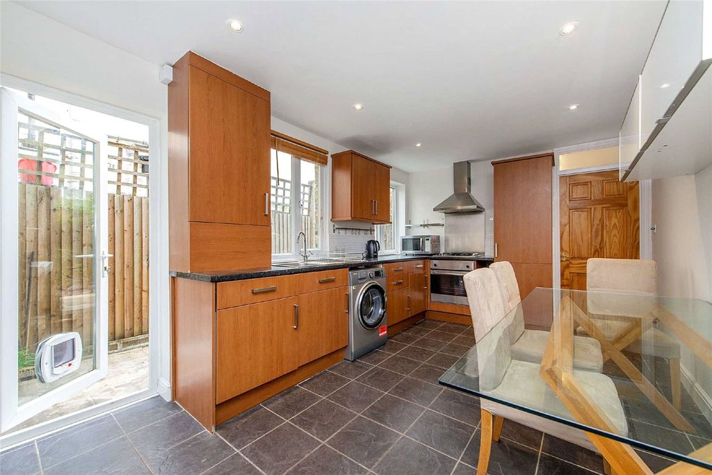 Property photo 1 of 11 Picture No. 02