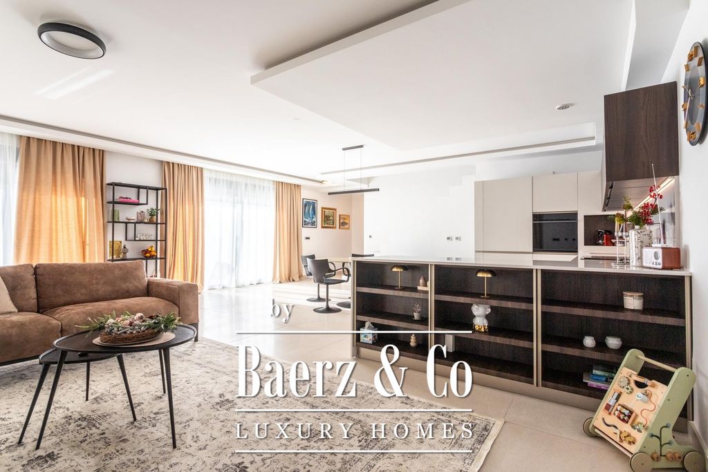 Property photo 3 of 35