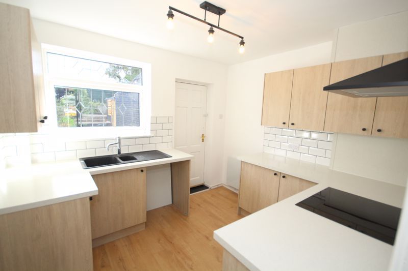 Property photo 2 of 18 Kitchen