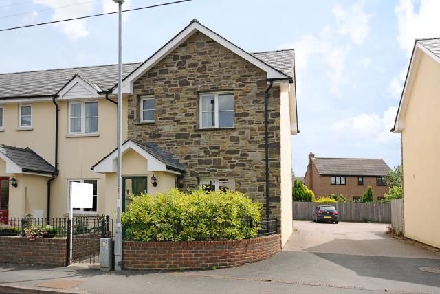 Property photo 1 of 9 End Of Terrace 2 Bed