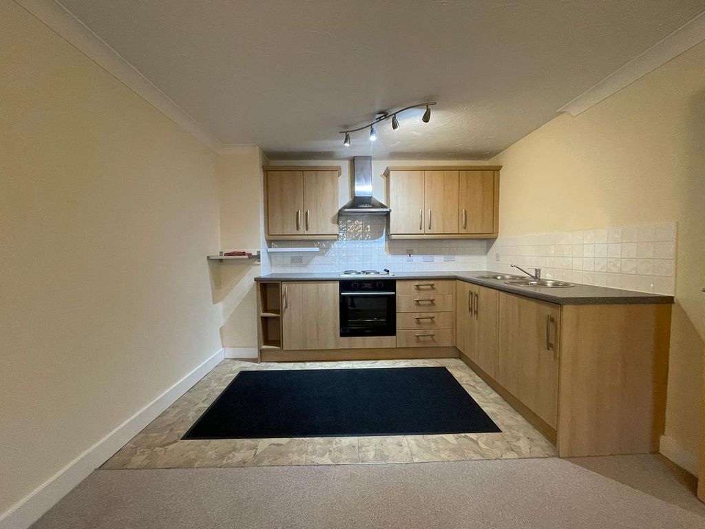 Property photo 2 of 6