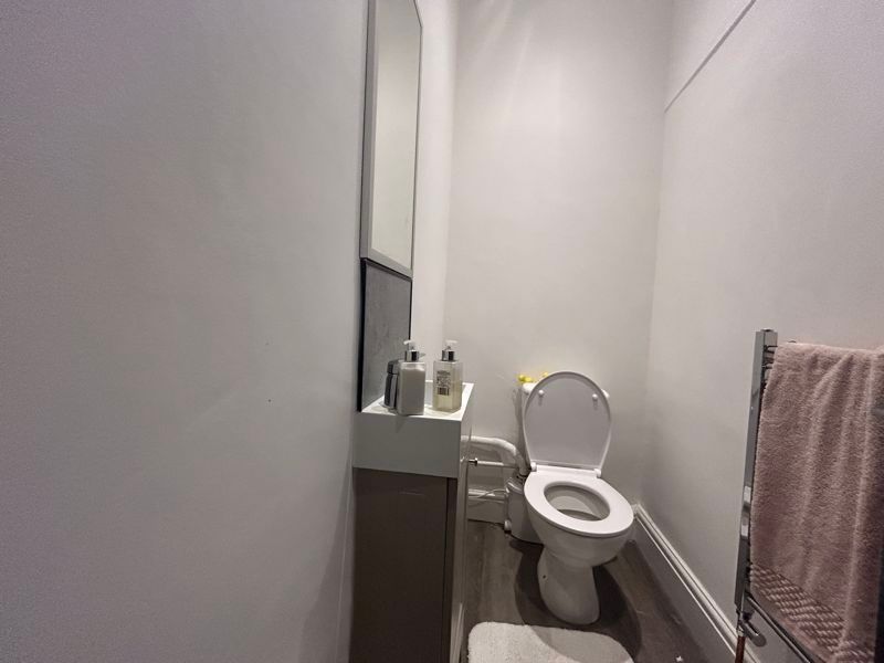 Property photo 2 of 4 Photo 4