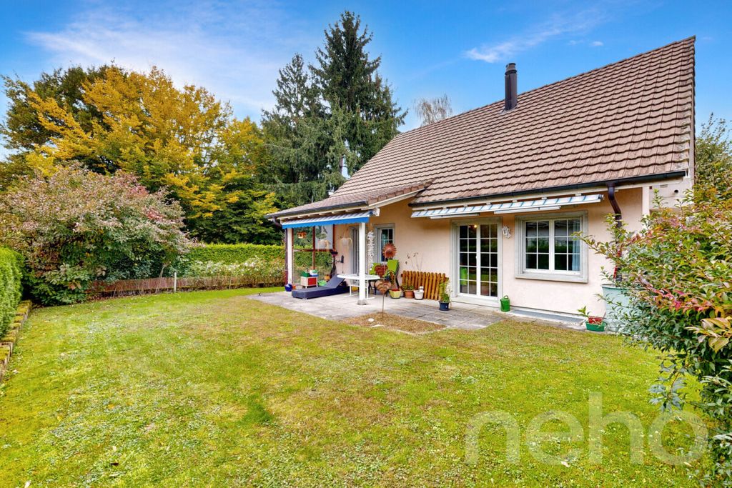 Property photo 2 of 12