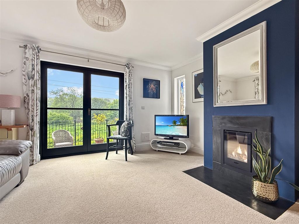 Property photo 3 of 21 8F28Ef913662A339Abeddb224Fa9c29175d6c1B7.Jpg