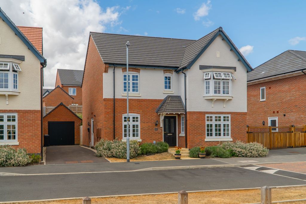 Property photo 1 of 38