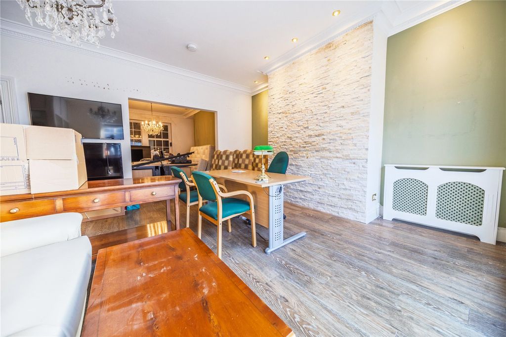 Property photo 2 of 10 Picture No. 04