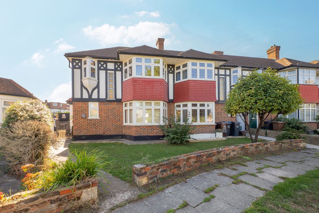 Property photo 1 of 17 Picture No. 03