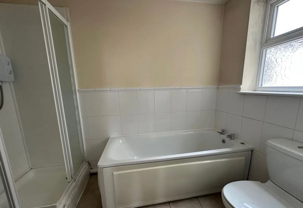 Property photo 3 of 6 Img_0413