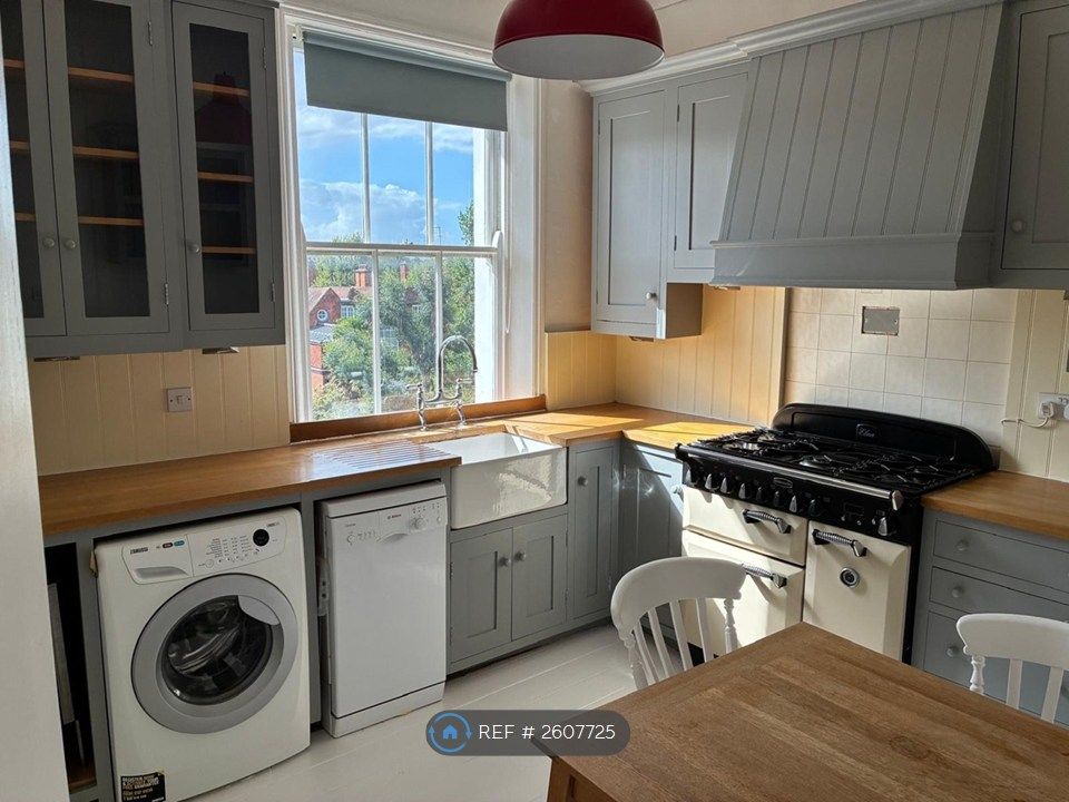 Property photo 1 of 5 Kitchen