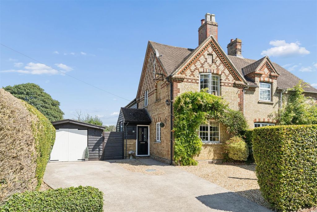 Property photo 1 of 29 Rotten Row, Great Brickhill