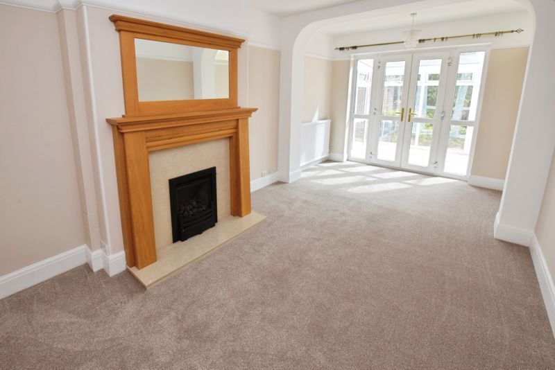 Property photo 3 of 14 Photo 4