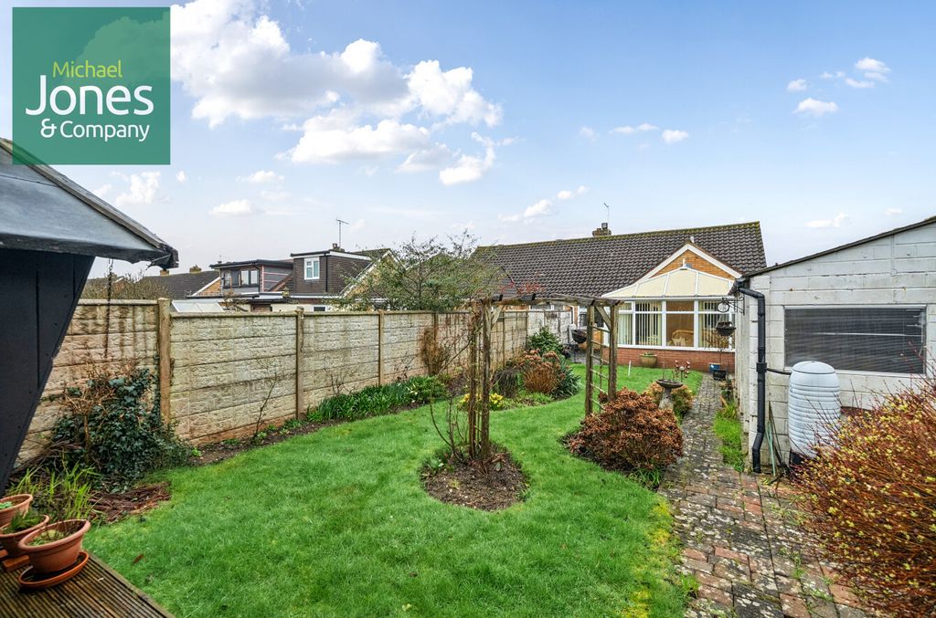 Property photo 2 of 72 Bb8c0c69-6995-4E5...