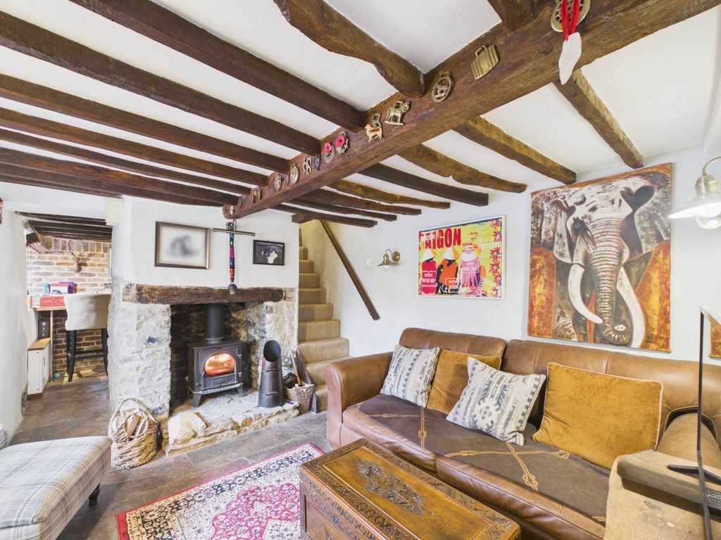 Property photo 3 of 11