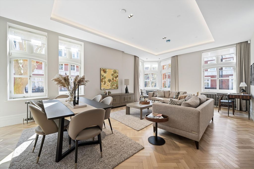 Property photo 1 of 14 Image