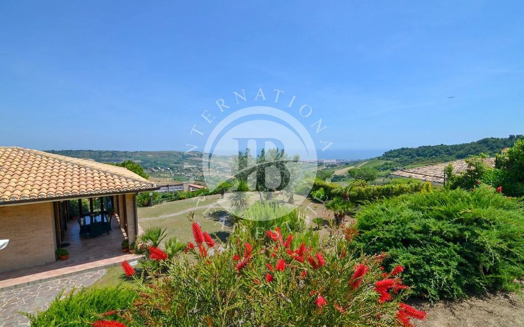 Property photo 3 of 19