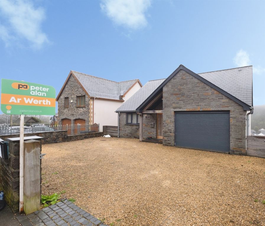 Property photo 1 of 21