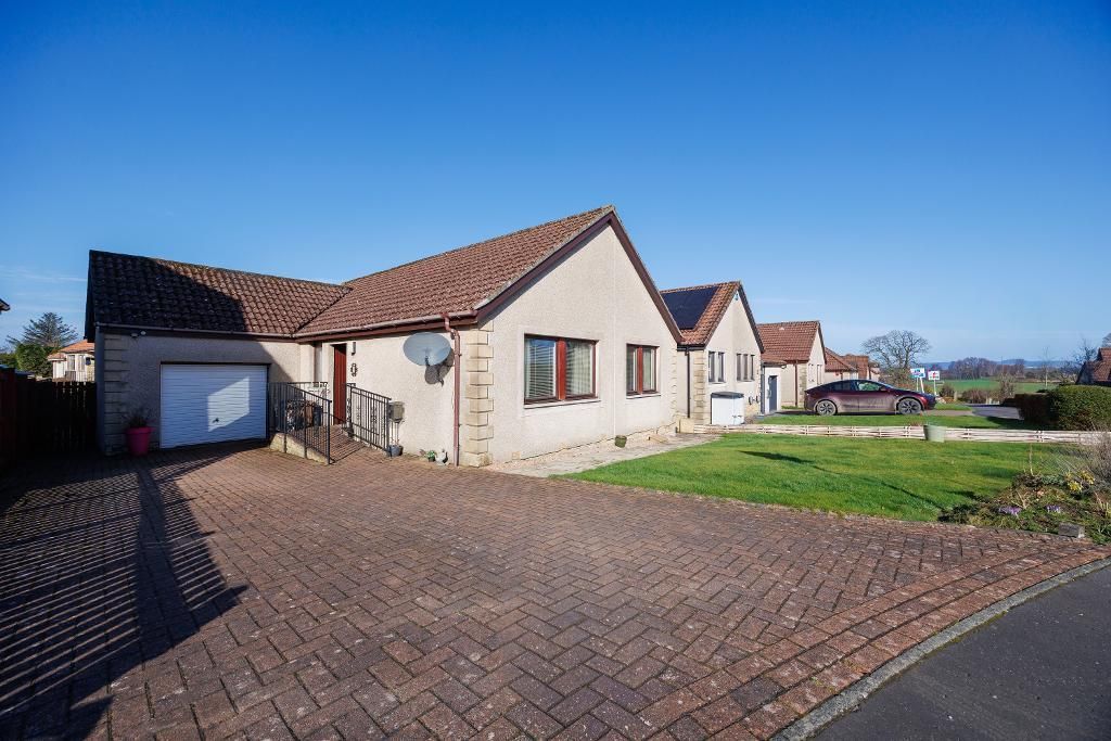 Property photo 1 of 25