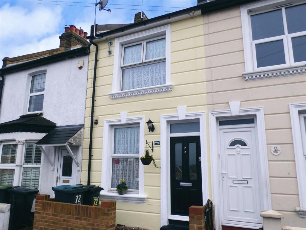 Property photo 1 of 12