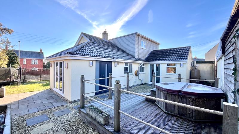 Property photo 1 of 20 Rear Aspect