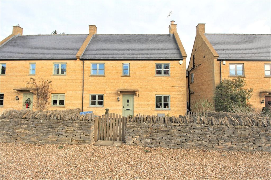 Property photo 1 of 11 Picture No. 17
