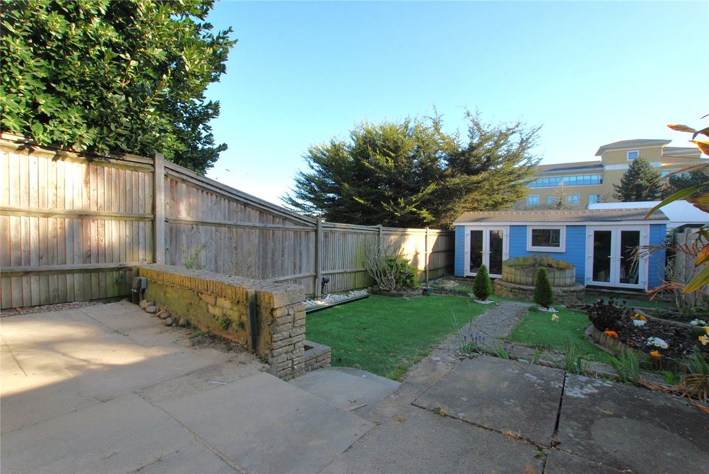 Property photo 2 of 6 Picture No. 04