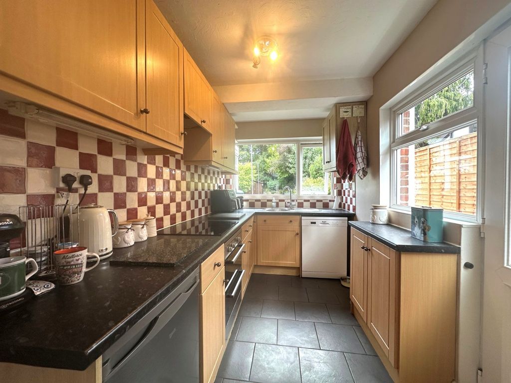 Property photo 3 of 13 Picture No. 11