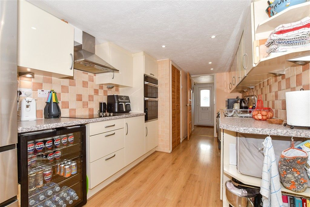 Property photo 3 of 11 Kitchen/Diner