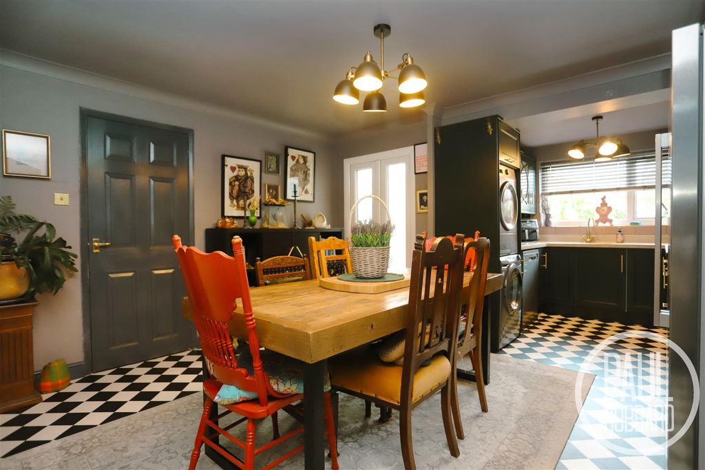 Property photo 1 of 21 Img_9711-2.Jpg