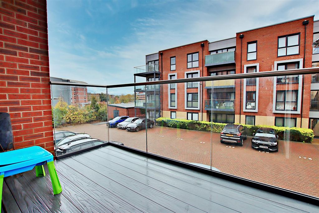 Property photo 3 of 9 Img_8397.Jpg