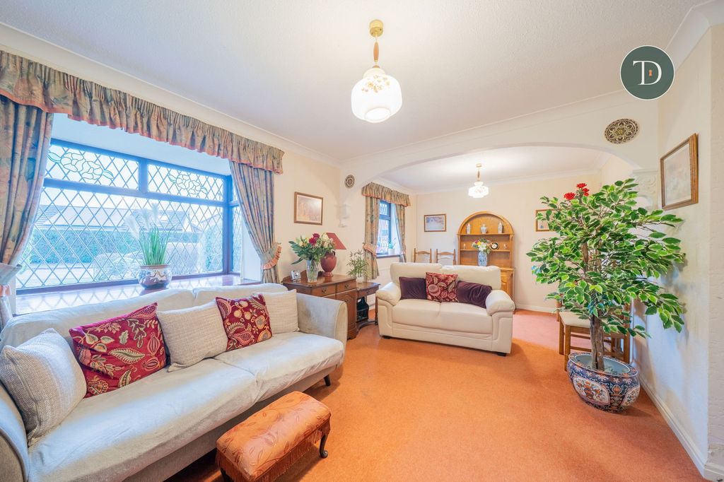 Property photo 3 of 19