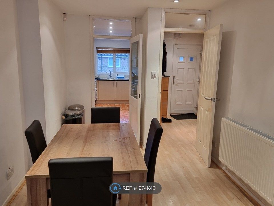 Property photo 2 of 21 Dining Area With Access To Separate Kitchen