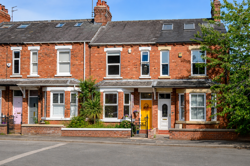 Property photo 1 of 24