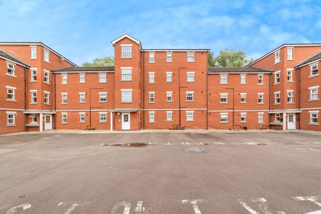 Property photo 2 of 17