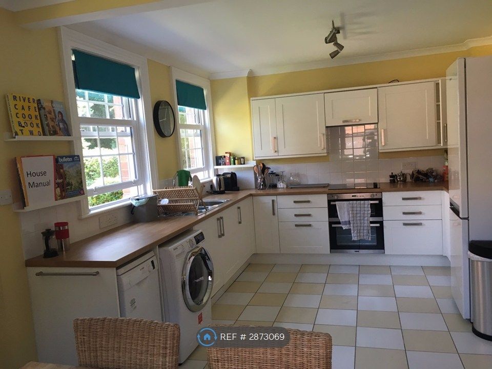Property photo 3 of 13 The Communal Kitchen