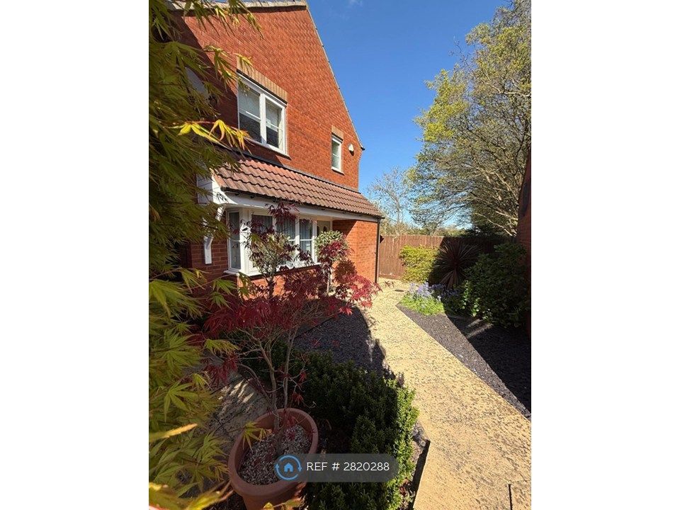 Property photo 2 of 30