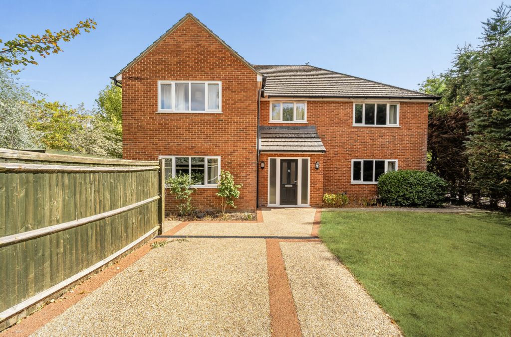 Property photo 1 of 28 150959118