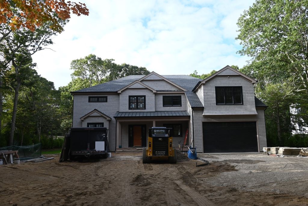 Property photo 1 of 4