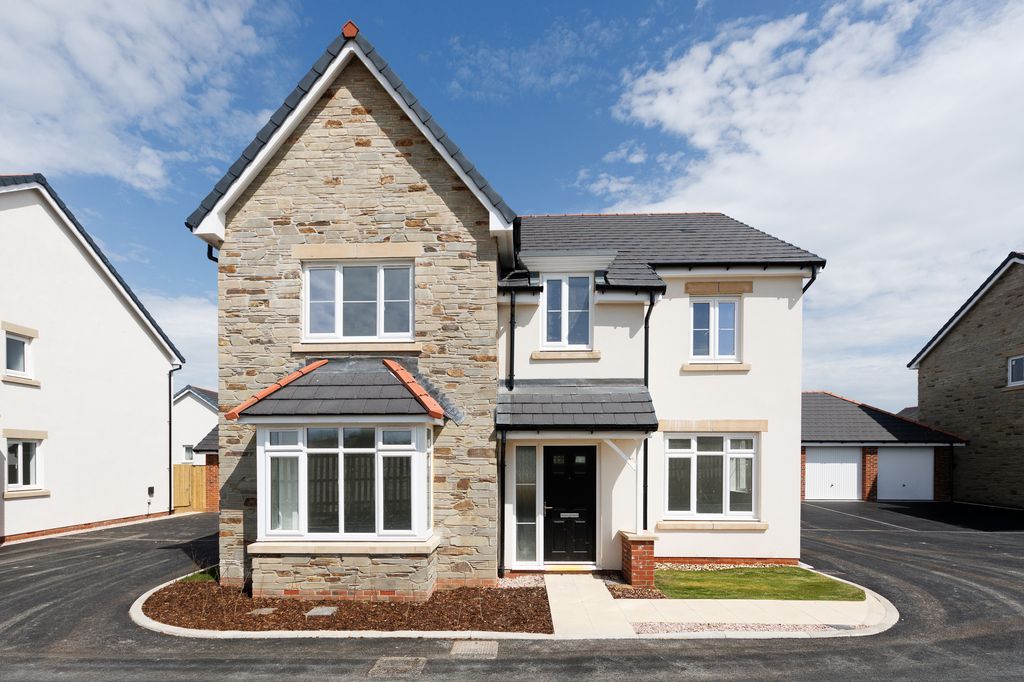Property photo 1 of 8 A_Cp_Tors298_83 Edit